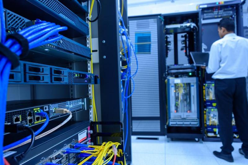 Sauvegarde locale ou d&eacute;port&eacute;e, firewall et antivirus s&eacute;curisent le r&eacute;seau des entreprises &agrave; Chartres